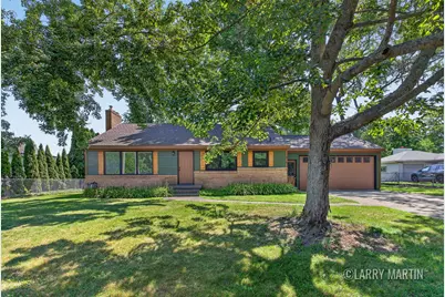1916 Manning Avenue NW, Grand Rapids, MI 49534 - Photo 1