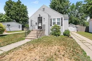719 Diana St, Ludington, MI 49431 - Photo 1