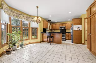 2715 Sleepy Hollow Dr, Portage, MI 49024 - Photo 16