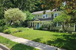 648 Sunset Ln, East Lansing, MI 48823 - Photo 6