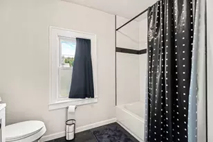 7541 Orchard Ave, Warren, MI 48091 - Photo 14