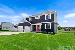 11684 Ridge Water Dr NE, Sparta, MI 49345 - Photo 4