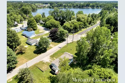 402 W Washington Street, Sheridan, MI 48884 - Photo 30