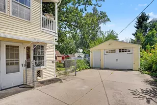 411 Orleans Ave, Battle Creek, MI 49015 - Photo 28