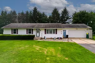 51104 Silver St, Three Rivers, MI 49093 - Photo 1