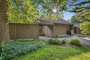 1008 Cohasset Ln, Kalamazoo, MI 49008 - Photo 1