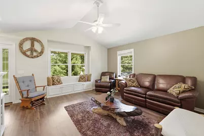 1938 Lincoln Road, Allegan, MI 49010 - Photo 10