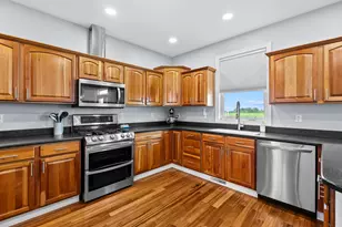 52075 45th St, Paw Paw, MI 49079 - Photo 10