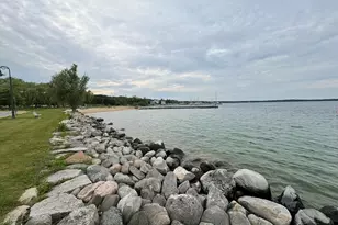 13553 Stover Ct, Charlevoix, MI 49720 - Photo 58
