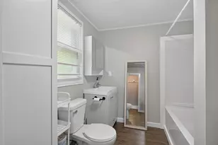 105 Avondale Ave, Jackson, MI 49203 - Photo 16