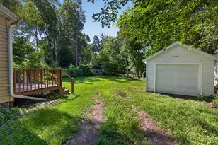 105 Avondale Ave, Jackson, MI 49203 - Photo 6