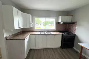 503 Center St, Sturgis, MI 49091 - Photo 4