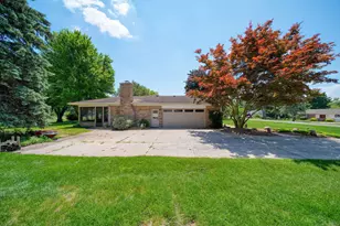 8745 Hawthorne Hills Dr, Tecumseh, MI 49286 - Photo 48