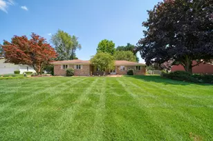 8745 Hawthorne Hills Dr, Tecumseh, MI 49286 - Photo 54