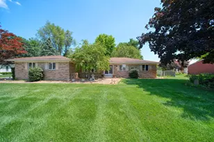 8745 Hawthorne Hills Dr, Tecumseh, MI 49286 - Photo 52