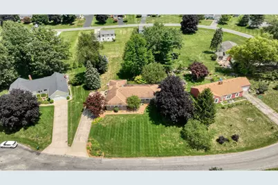 8745 Hawthorne Hills Drive, Tecumseh, MI 49286 - Photo 62