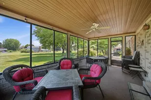 8745 Hawthorne Hills Dr, Tecumseh, MI 49286 - Photo 28