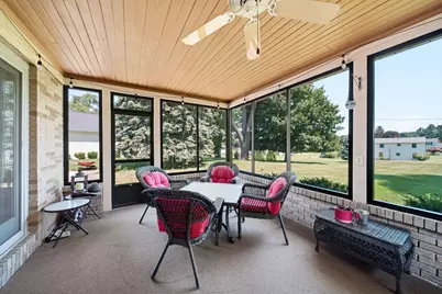 8745 Hawthorne Hills Drive, Tecumseh, MI 49286 - Photo 18