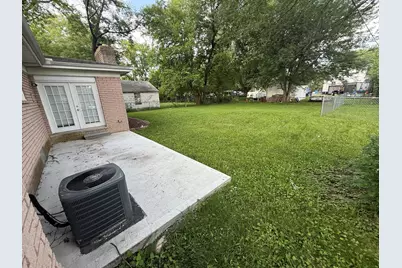 21135 La Salle Boulevard, Warren, MI 48089 - Photo 4