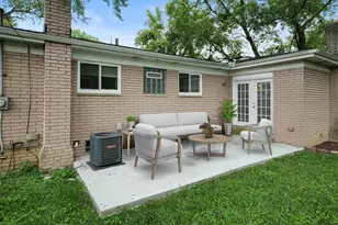 21135 La Salle Blvd, Warren, MI 48089 - Photo 4
