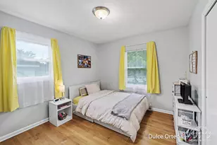 2700 Pohens Ave NW, Grand Rapids, MI 49544 - Photo 10