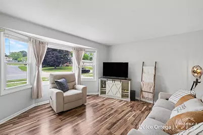 2700 Pohens Avenue NW, Grand Rapids, MI 49544 - Photo 4