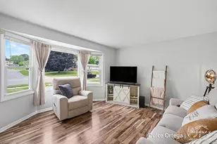 2700 Pohens Ave NW, Grand Rapids, MI 49544 - Photo 4