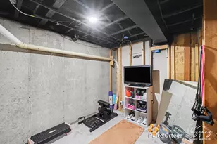 2700 Pohens Ave NW, Grand Rapids, MI 49544 - Photo 22