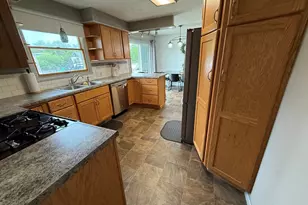 1400 Perry St, Manistee, MI 49660 - Photo 10