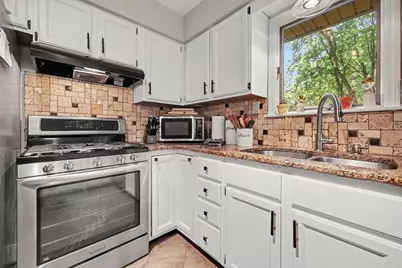 630 Midway Avenue, Holland, MI 49423 - Photo 12