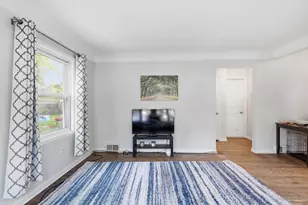 19353 Denby St, Bedford, MI 48240 - Photo 14