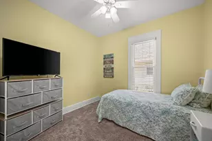 913 Wolcott Ave, Saint Joseph, MI 49085 - Photo 22