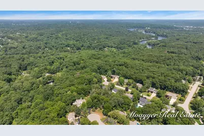 2549 Ashwood Court SE, Ada, MI 49301 - Photo 10