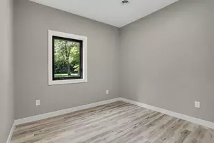 20160 Parkway Ave, Three Rivers, MI 49093 - Photo 8