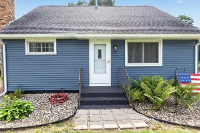 68958 Claire Street, Edwardsburg, MI 49112 - Photo 6