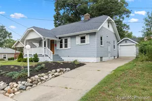 1523 Boston St SE, Grand Rapids, MI 49507 - Photo 2