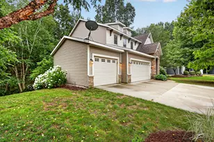 16826 Birchview Dr, Nunica, MI 49448 - Photo 2
