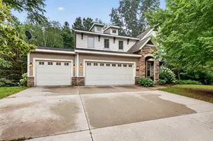16826 Birchview Dr, Nunica, MI 49448 - Photo 1