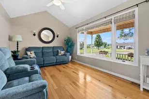53439 Rolling Meadow Blvd, Paw Paw, MI 49079 - Photo 4