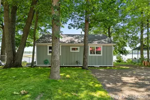 1760 S Colonel Point Dr, Crystal, MI 48818 - Photo 2