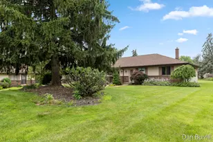 8511 SW Elkwood Dr SW, Byron Center, MI 49315 - Photo 4