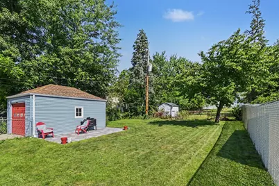 533 N Dexter Drive, Lansing, MI 48910 - Photo 18