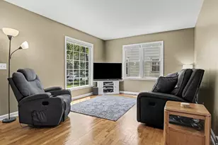 533 N Dexter Dr, Lansing, MI 48910 - Photo 6