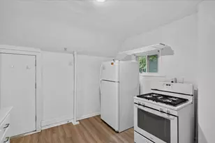 129 Palmer St NE, Grand Rapids, MI 49505 - Photo 38