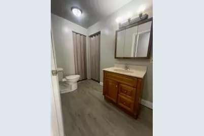 1513 E Oakland Avenue, Lansing, MI 48906 - Photo 8