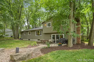 7569 Woodvale St SE, Grand Rapids, MI 49546 - Photo 28