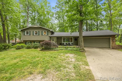 7569 Woodvale Street SE, Grand Rapids, MI 49546 - Photo 1