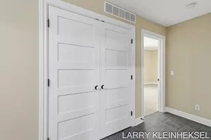 5645 N Lakeshore Dr, Holland, MI 49424 - Photo 130