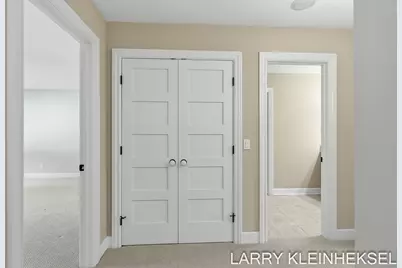 5645 N Lakeshore Drive, Holland, MI 49424 - Photo 90
