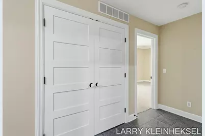 5645 N Lakeshore Drive, Holland, MI 49424 - Photo 102